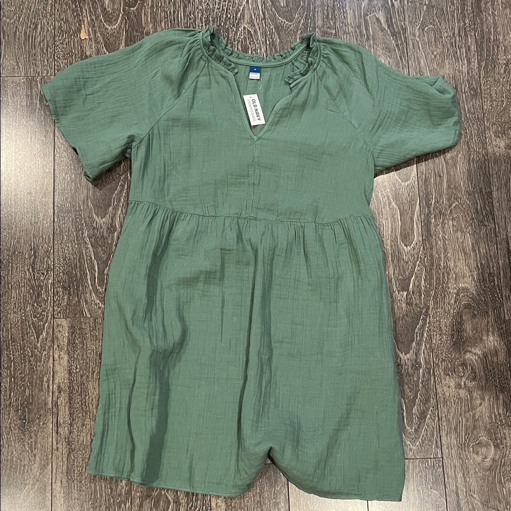 V neck dress